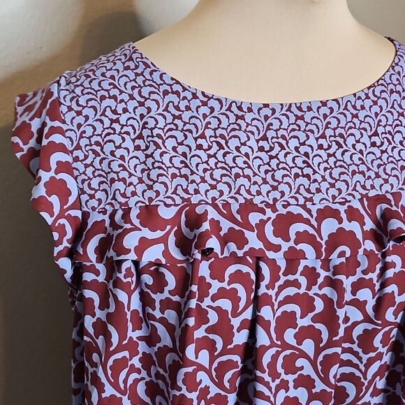 LOFT Medium Brick Red and Blue‎ Ruffle Sleeveless Patterned Georgette Blouse - Picture 2 of 7
